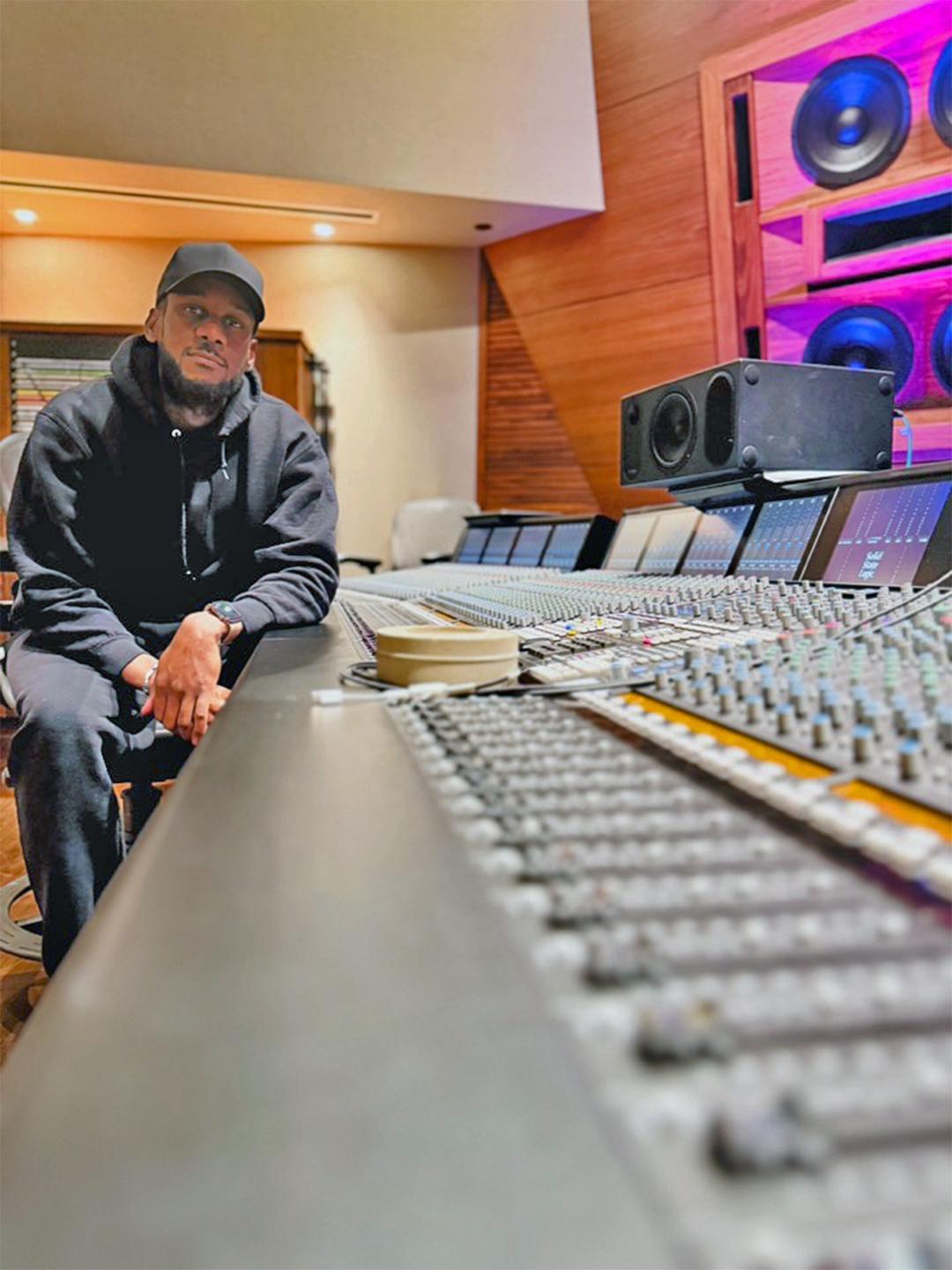 Q_Dr_Dre_Engineer_lead.2280aa390b3ce77abbe8daa1f6d84d02
